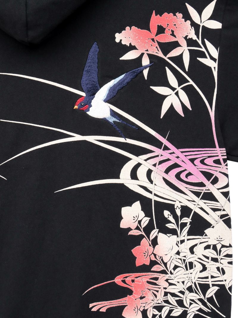 【雅結×錦】“ツバメと秋の草花”刺繍入りZIPパーカー〔別注〕