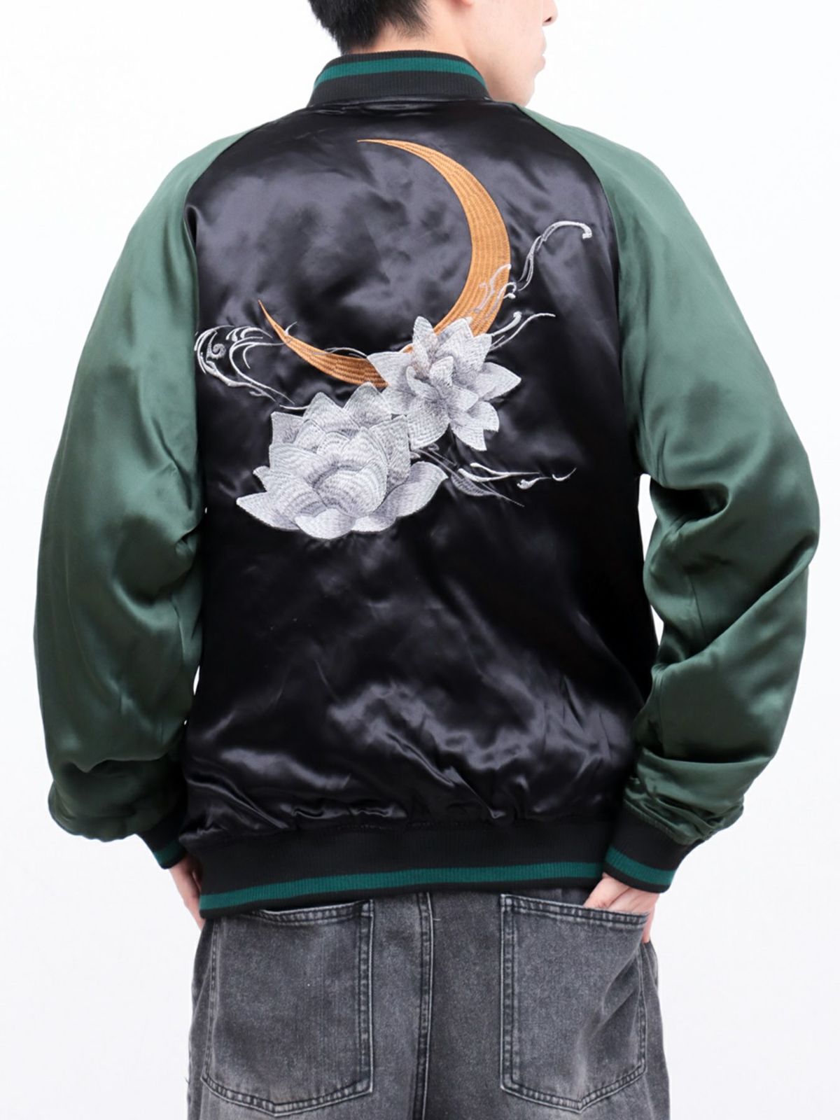 【絡繰魂・粋】“金魚と蓮流水”総刺繍リバーシブルスカジャン