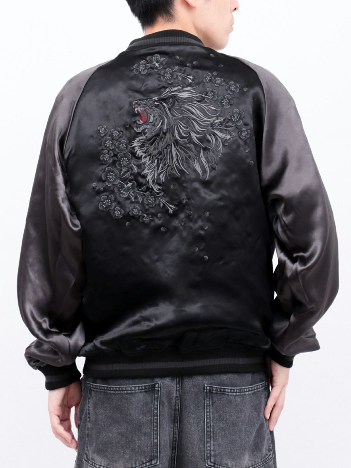 【絡繰魂・漆】“漆の獅子”総刺繍リバーシブルスカジャン