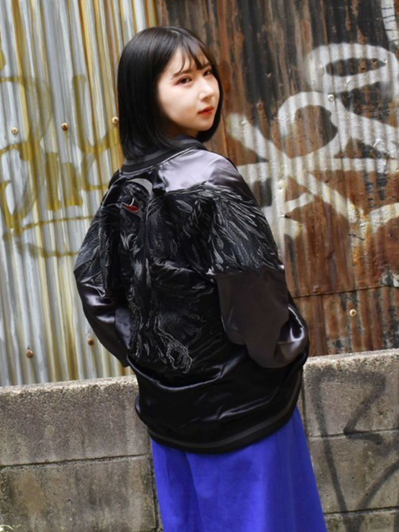 【DAKU】“カラス”総刺繍リバーシブルスカジャン