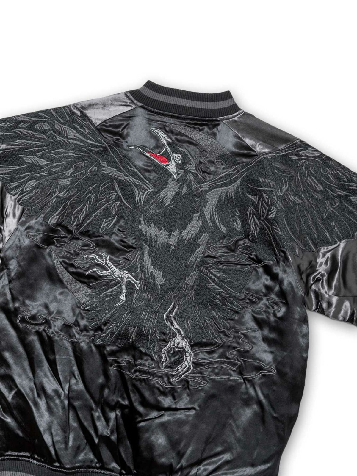 【DAKU】“カラス”総刺繍リバーシブルスカジャン