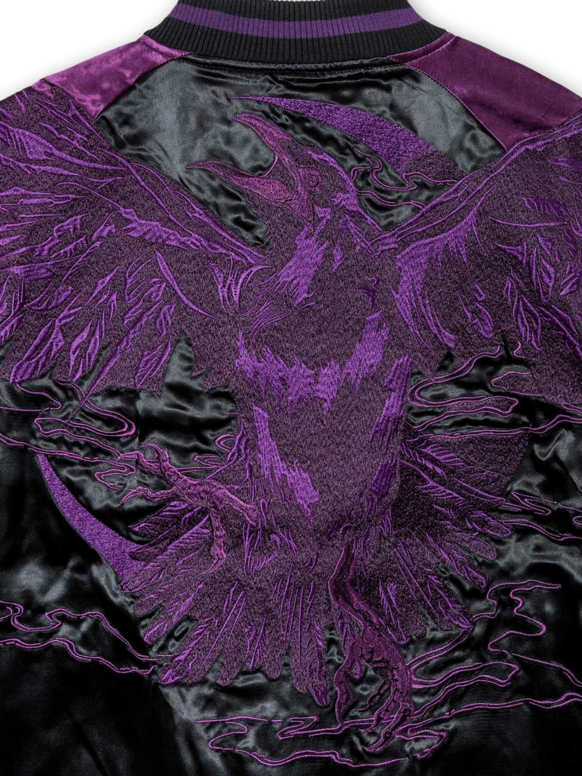 【DAKU】“カラス”総刺繍リバーシブルスカジャン