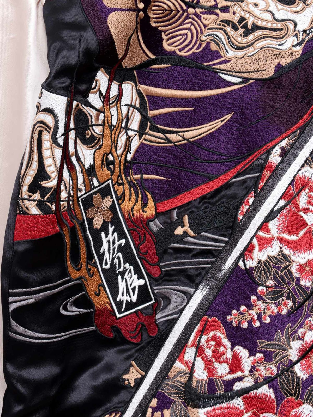 【抜刀娘】“二刀流：穂乃花”総刺繍リバーシブルスカジャン