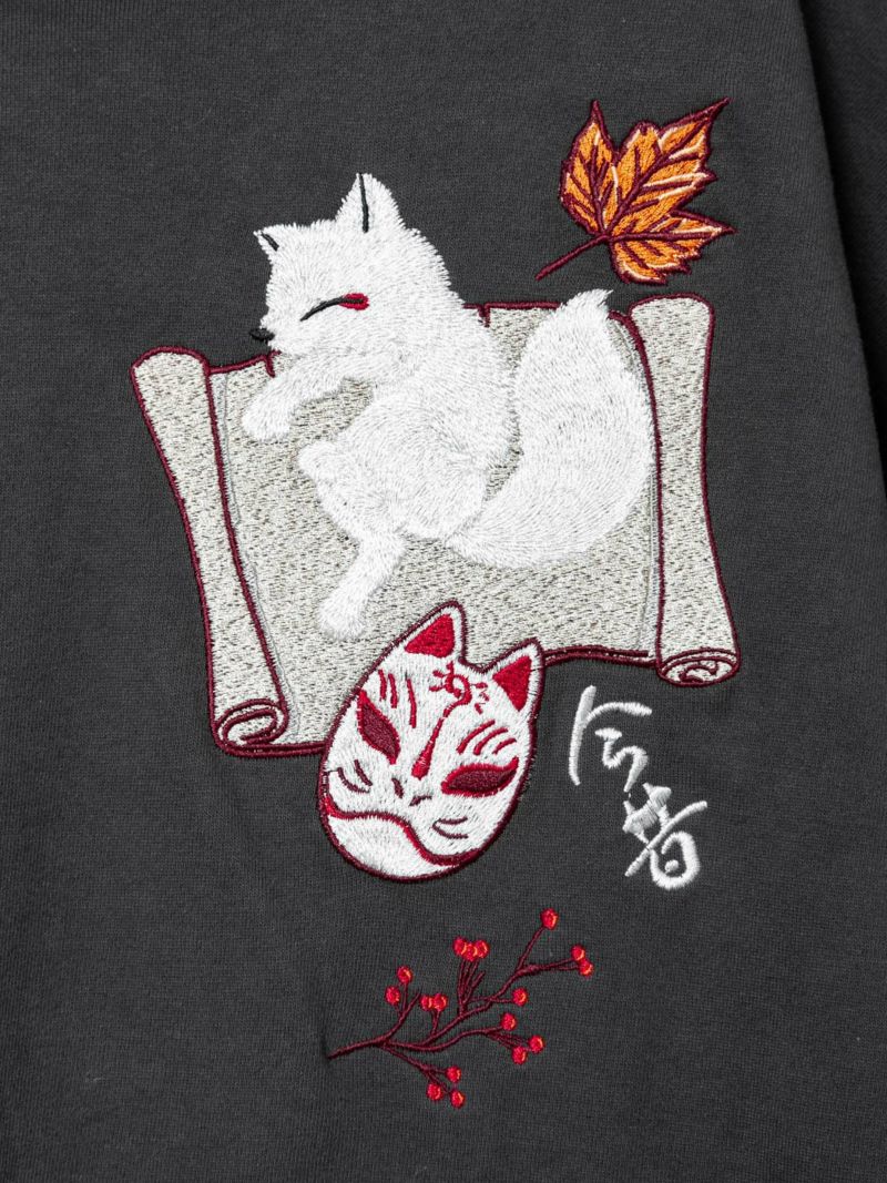 【今昔 -KON-JAKU-】“狐に化ける秘伝の書”総刺繍 半袖プルパーカー