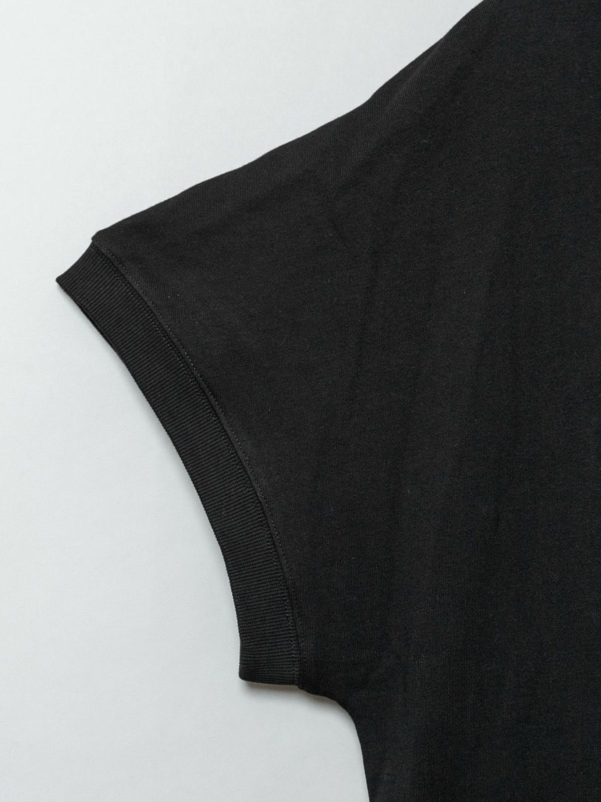 【今昔 -KON-JAKU-】“狐に化ける秘伝の書”総刺繍 半袖プルパーカー