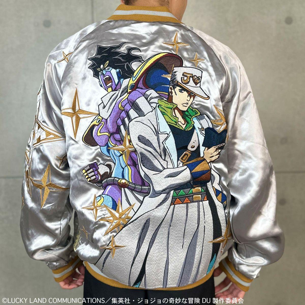 ＜予約＞【絡繰魂・粋×ジョジョの奇妙な冒険】空条承太郎リバーシブルスカジャン