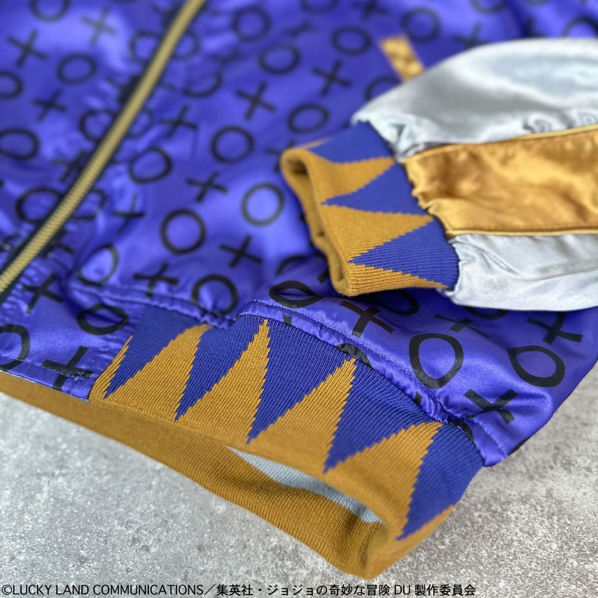 ＜予約＞【絡繰魂・粋×ジョジョの奇妙な冒険】空条承太郎リバーシブルスカジャン