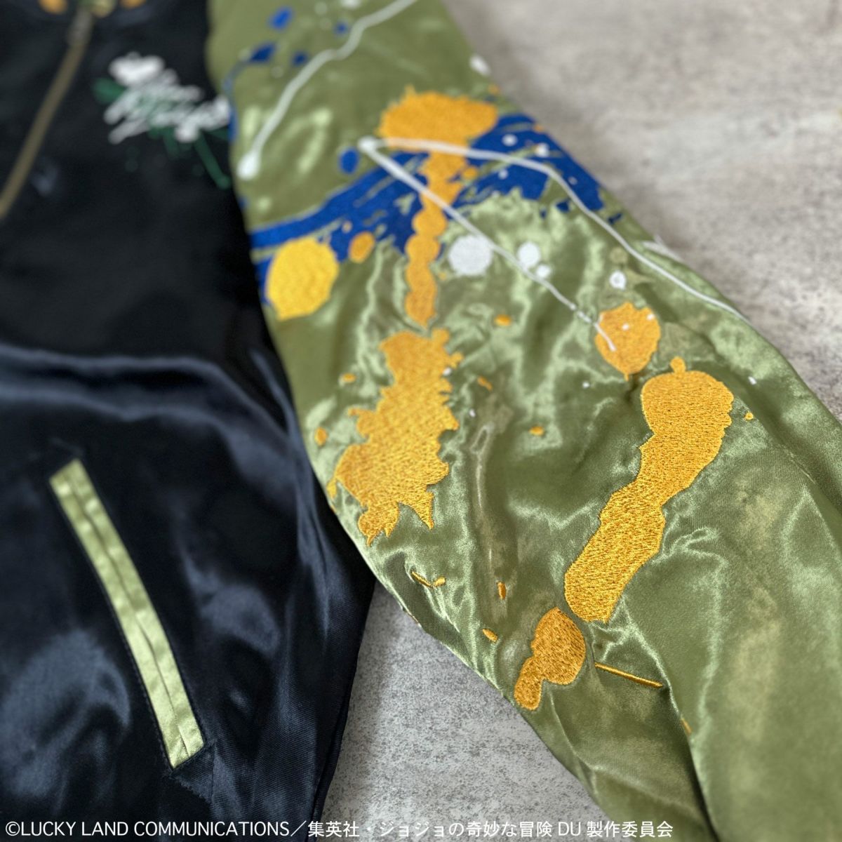 ＜予約＞【絡繰魂・粋×ジョジョの奇妙な冒険】岸辺露伴リバーシブルスカジャン