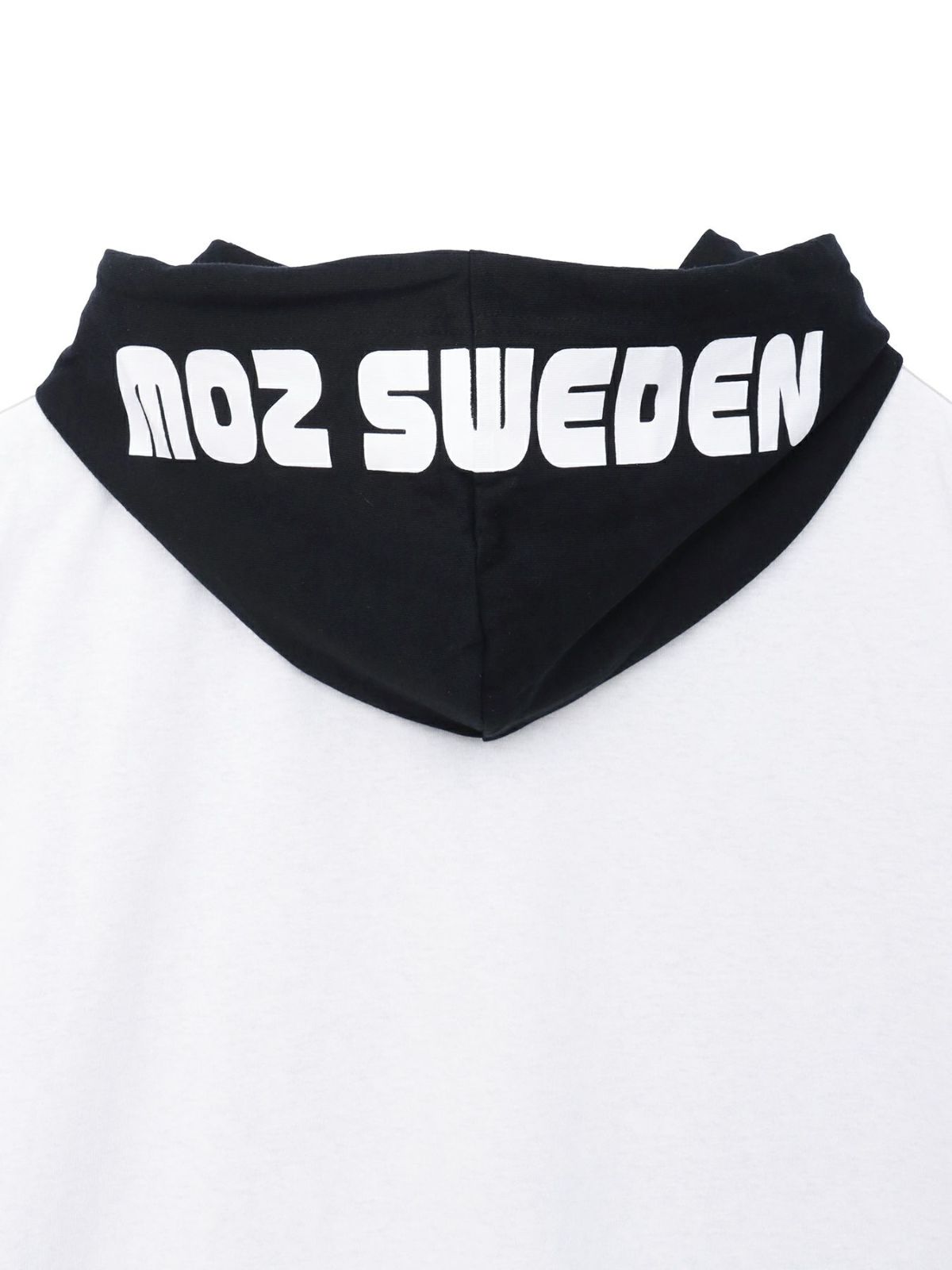  【moz】エルク サガラ刺繍入りレイヤードプルパーカー〔別注〕