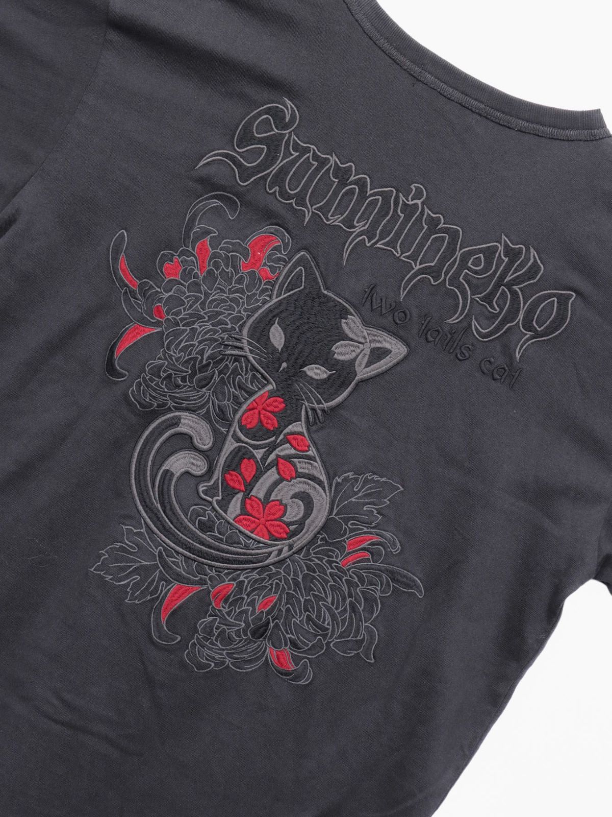 【SUMINEKO】“菊と墨猫”刺繍入りロン