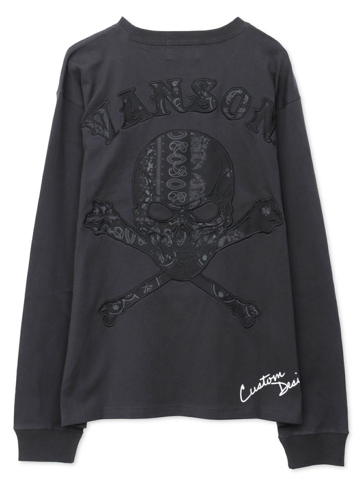 【VANSON】“パッチレススカル”刺繍入りロンT