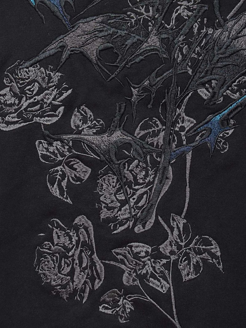 【DRASTIC GARDEN】“漆黒の華々”総刺繍BGIシルエットロンT【DRASTIC GARDEN】“漆黒の華々”総刺繍BGIシルエットロンT