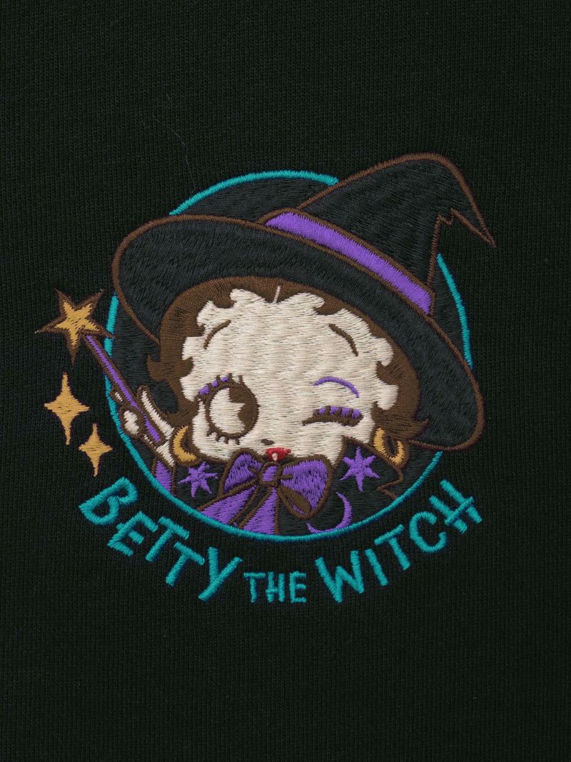 【BETTY BOOP】“BETTY THE WITCH”刺繍入りZIPパーカー〔別注〕