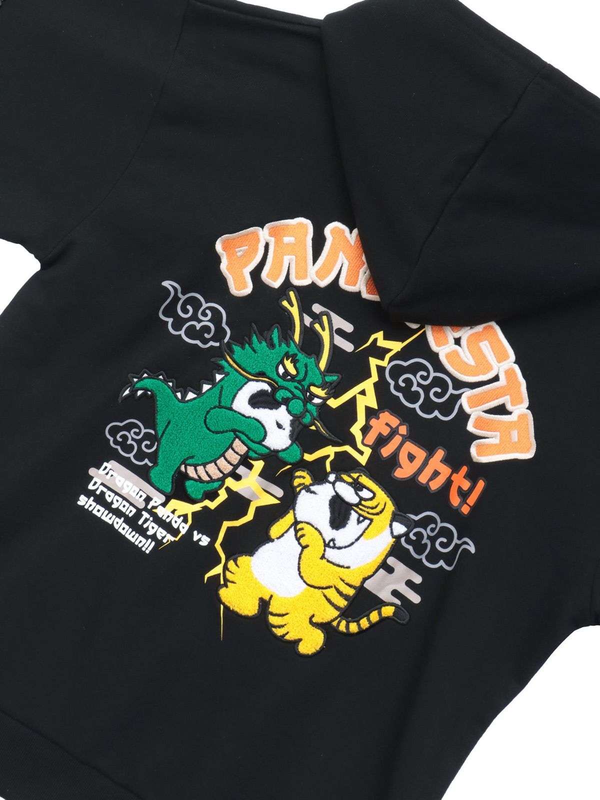 【PANDIESTA JAPAN】“ドラゴンパンダVSタイガーパンダ”刺繍入りZIPパーカー
