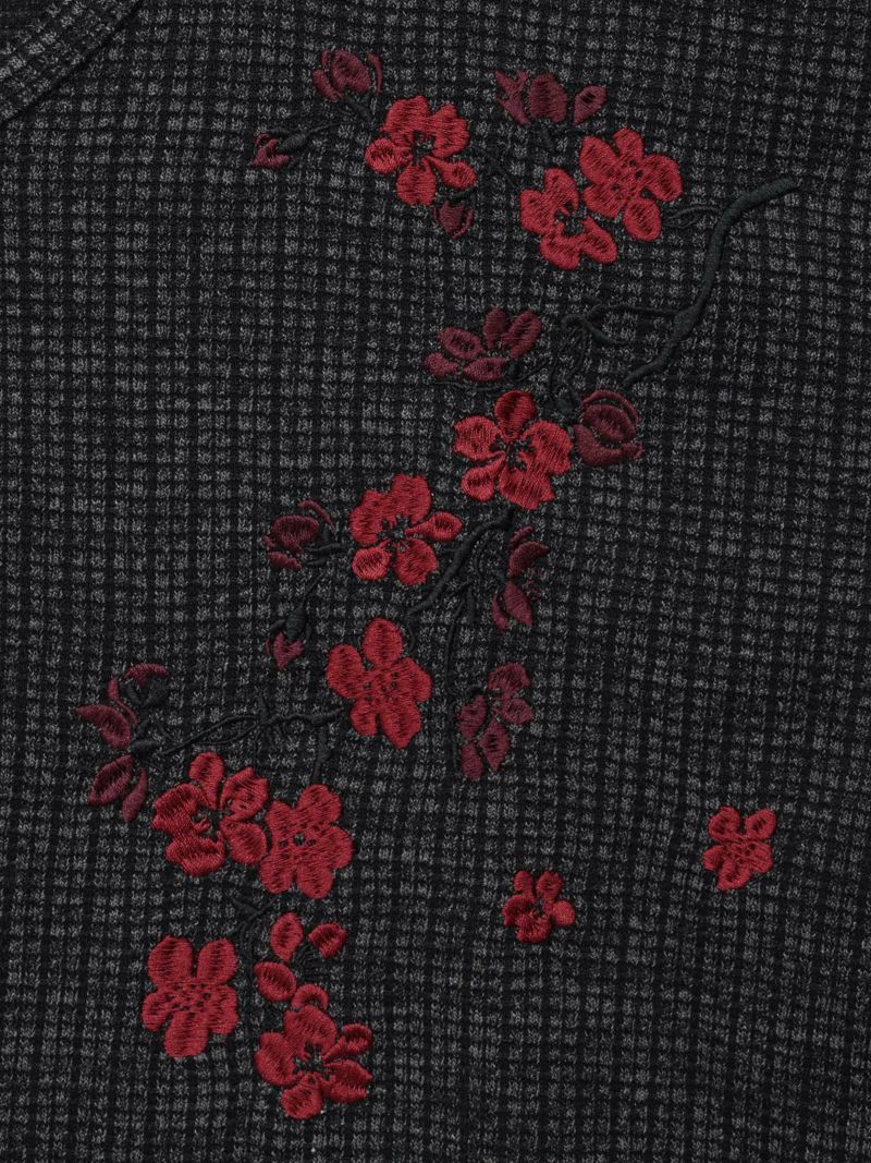 【雅結】桜刺繍 ワッフル生地VネックロンT