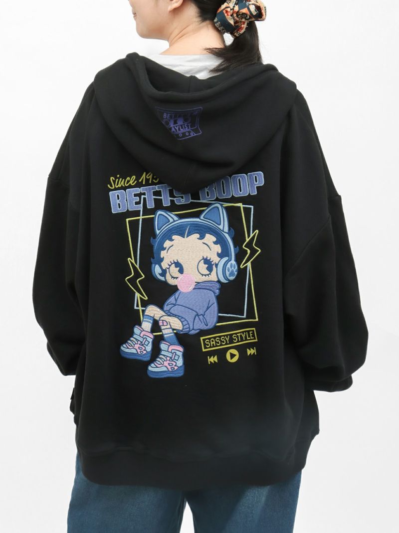 【BETTY BOOP】“TOXIC BETTY”刺繍入りZIPパーカー〔別注〕