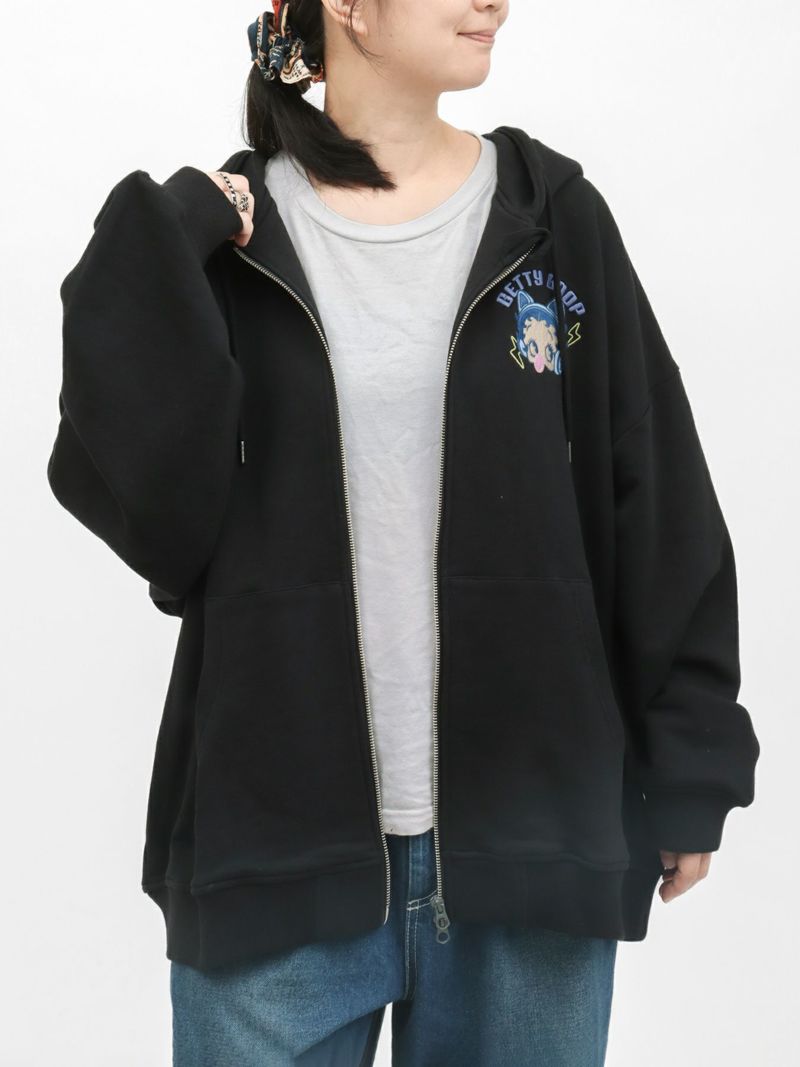 【BETTY BOOP】“TOXIC BETTY”刺繍入りZIPパーカー〔別注〕