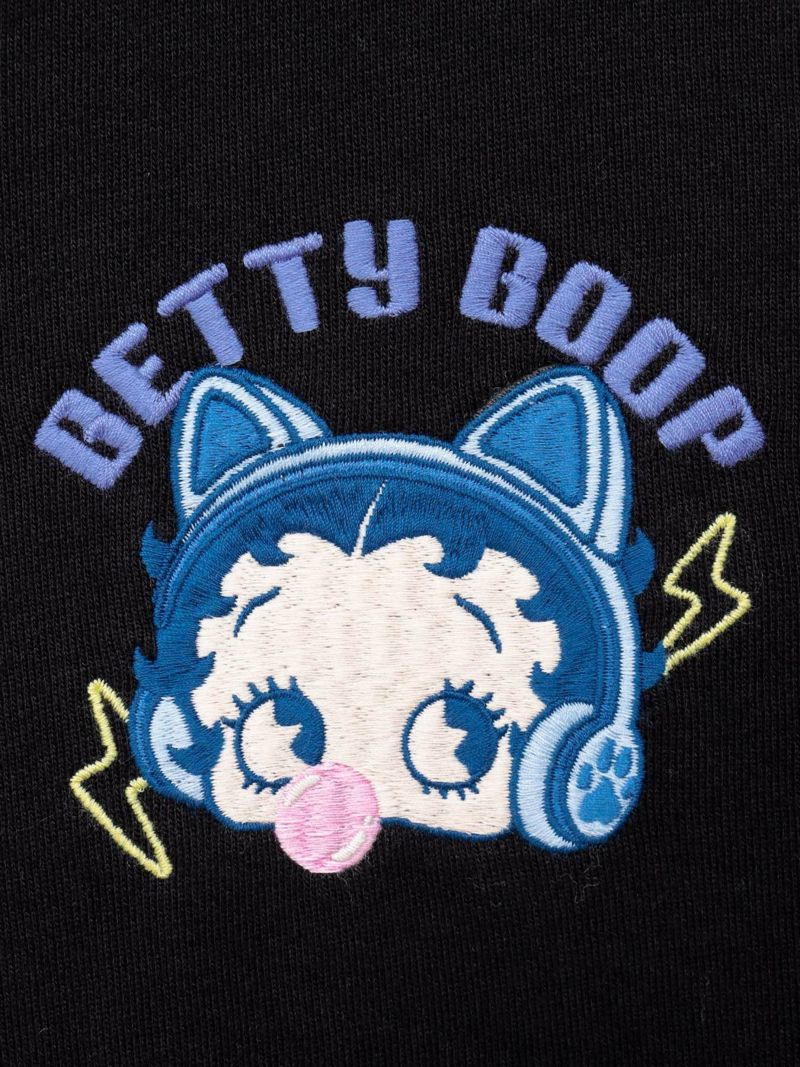 【BETTY BOOP】“TOXIC BETTY”刺繍入りZIPパーカー〔別注〕