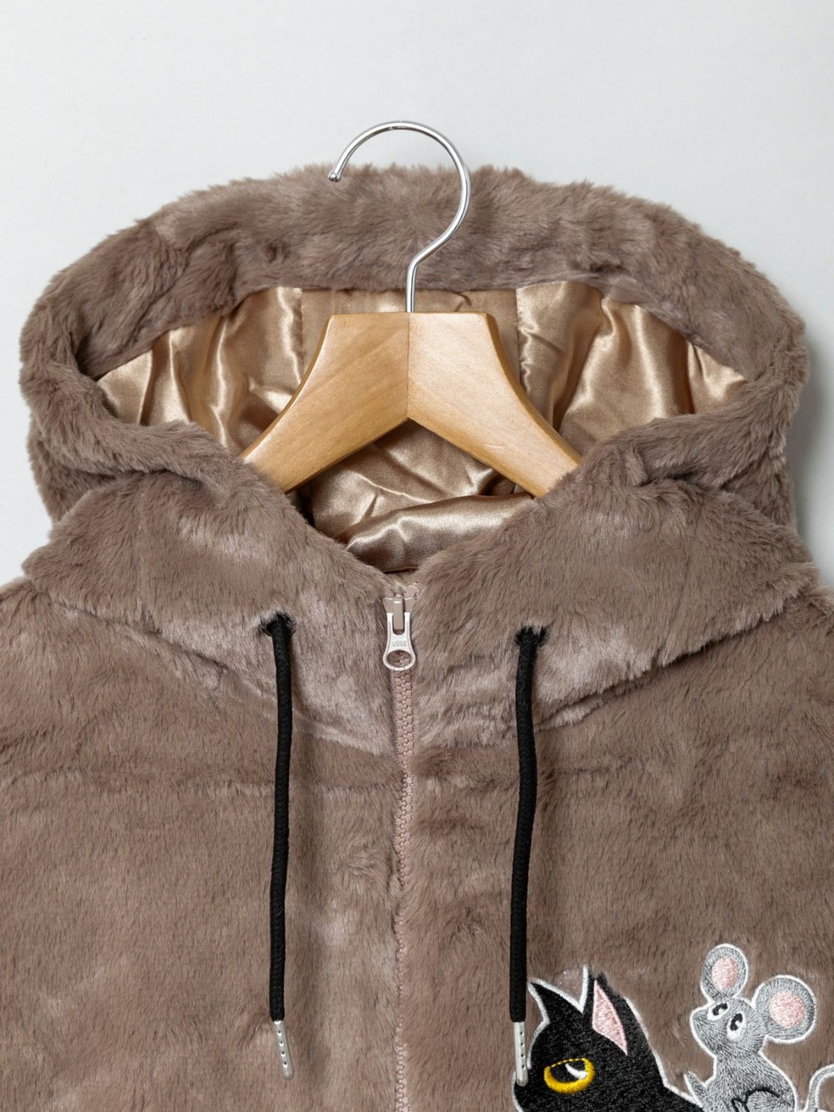 【LiN】“Lamy & Earl雨上がりの午後”フェイクファーZIPパーカー