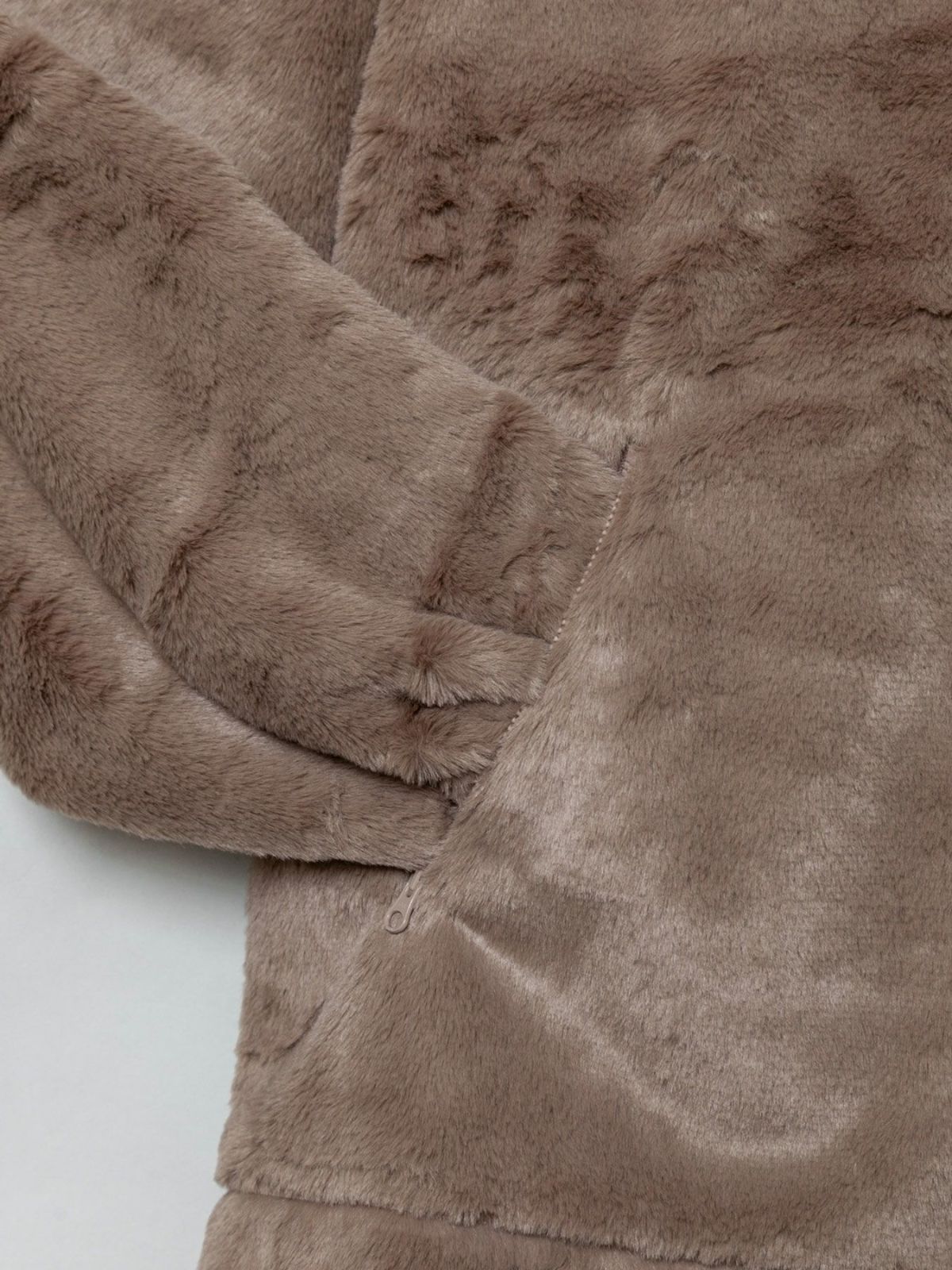 【LiN】“Lamy & Earl雨上がりの午後”フェイクファーZIPパーカー