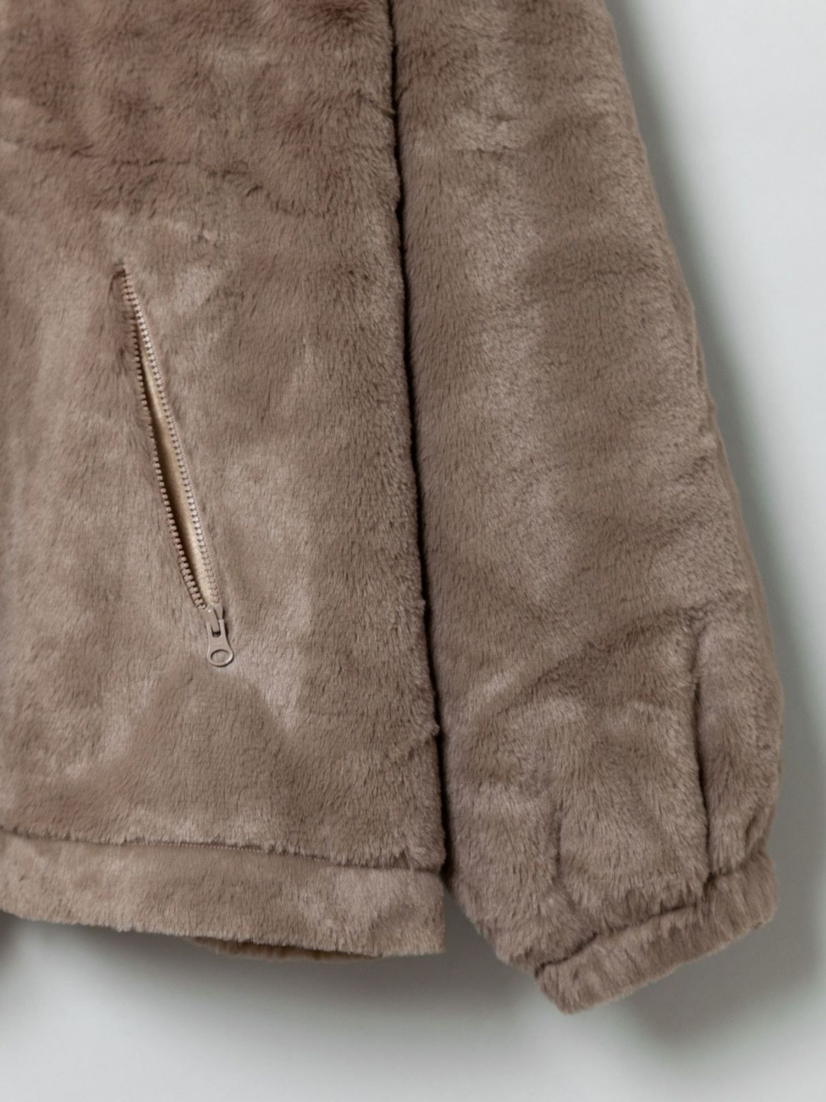 【LiN】“Lamy & Earl雨上がりの午後”フェイクファーZIPパーカー