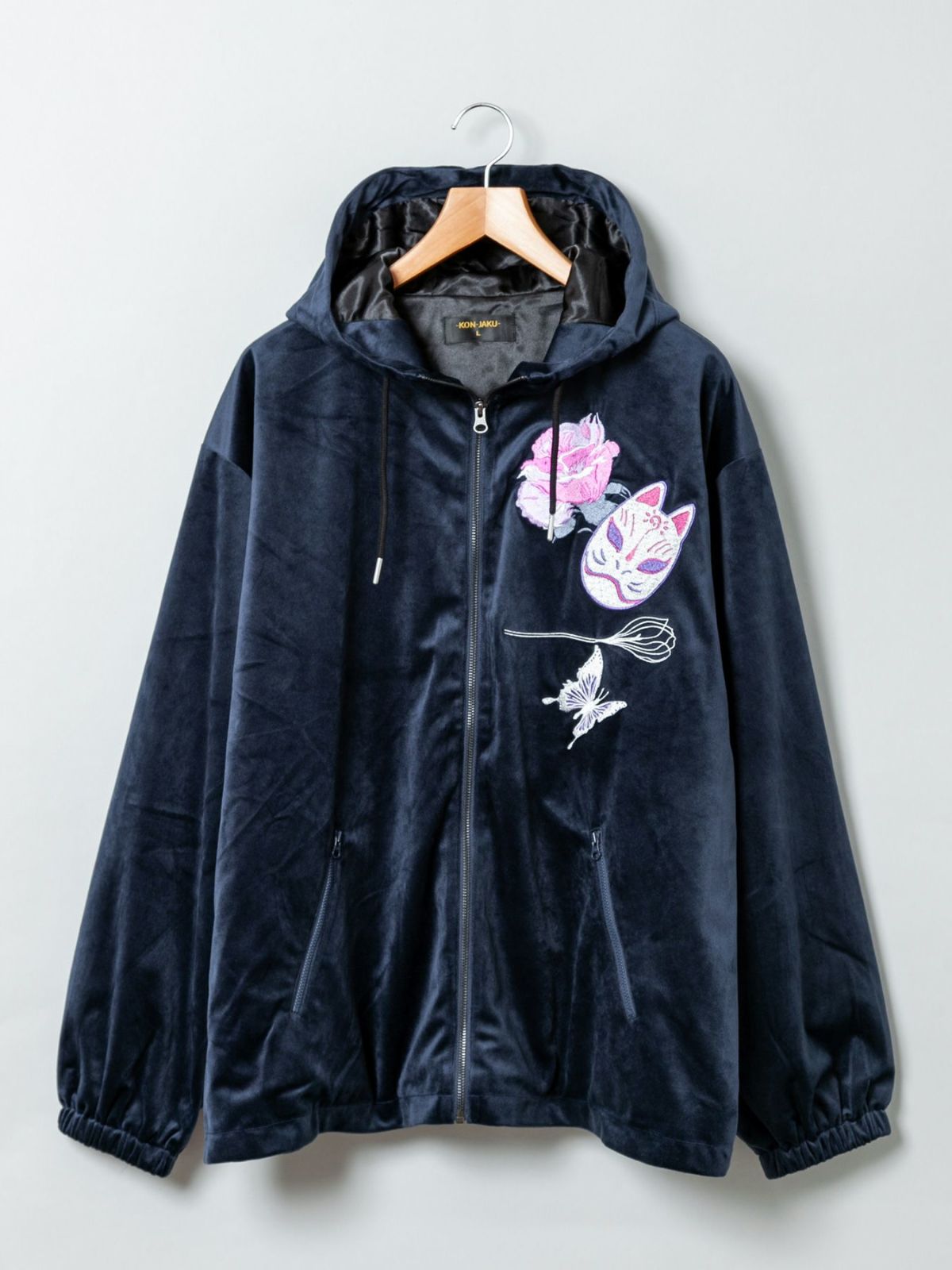 【今昔 -KON-JAKU-】“花のおくりもの”刺繍入りベロアフードJKT