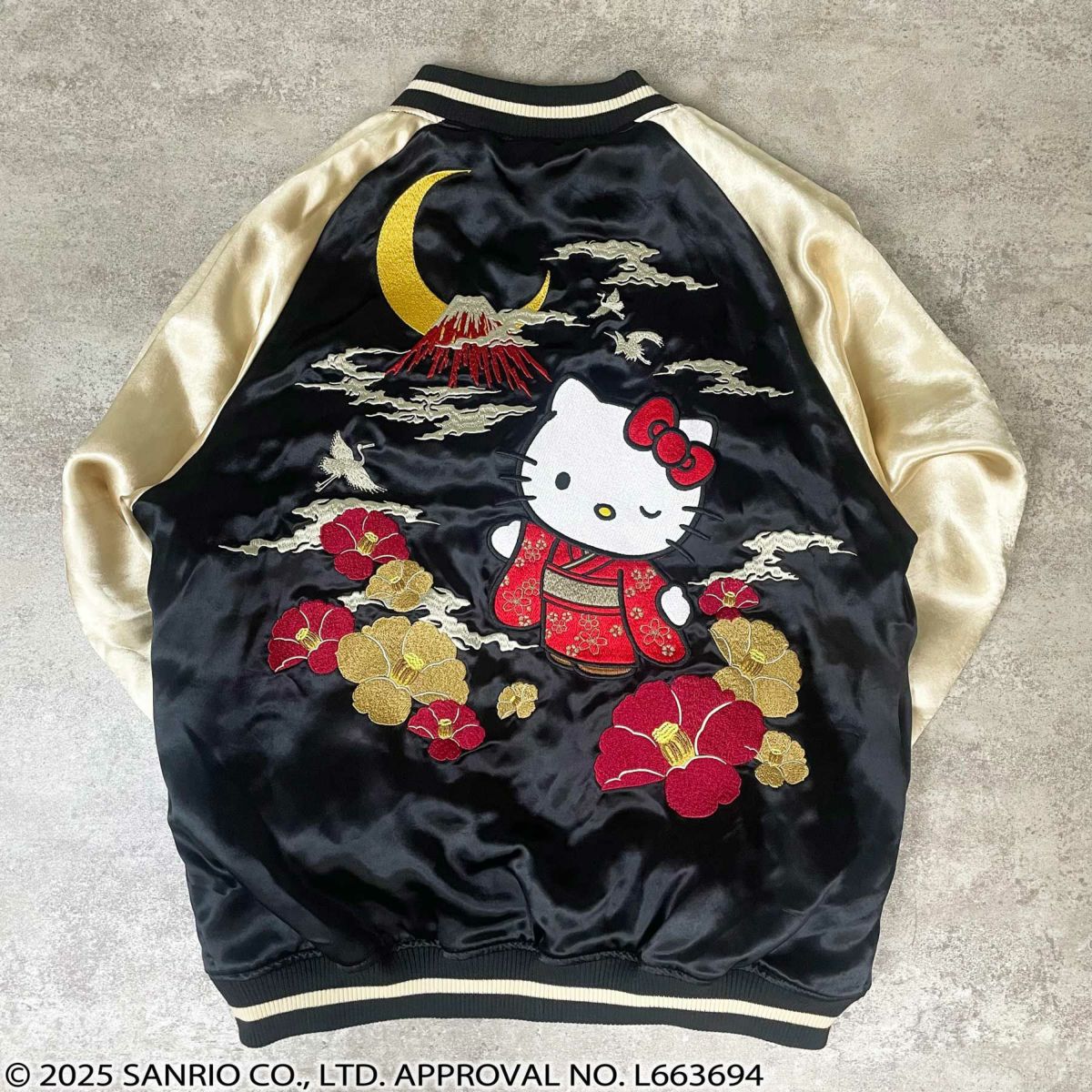 【絡繰魂×HELLO KITTY】“NIPPON RETORO”総刺繍リバーシブルスカジャン