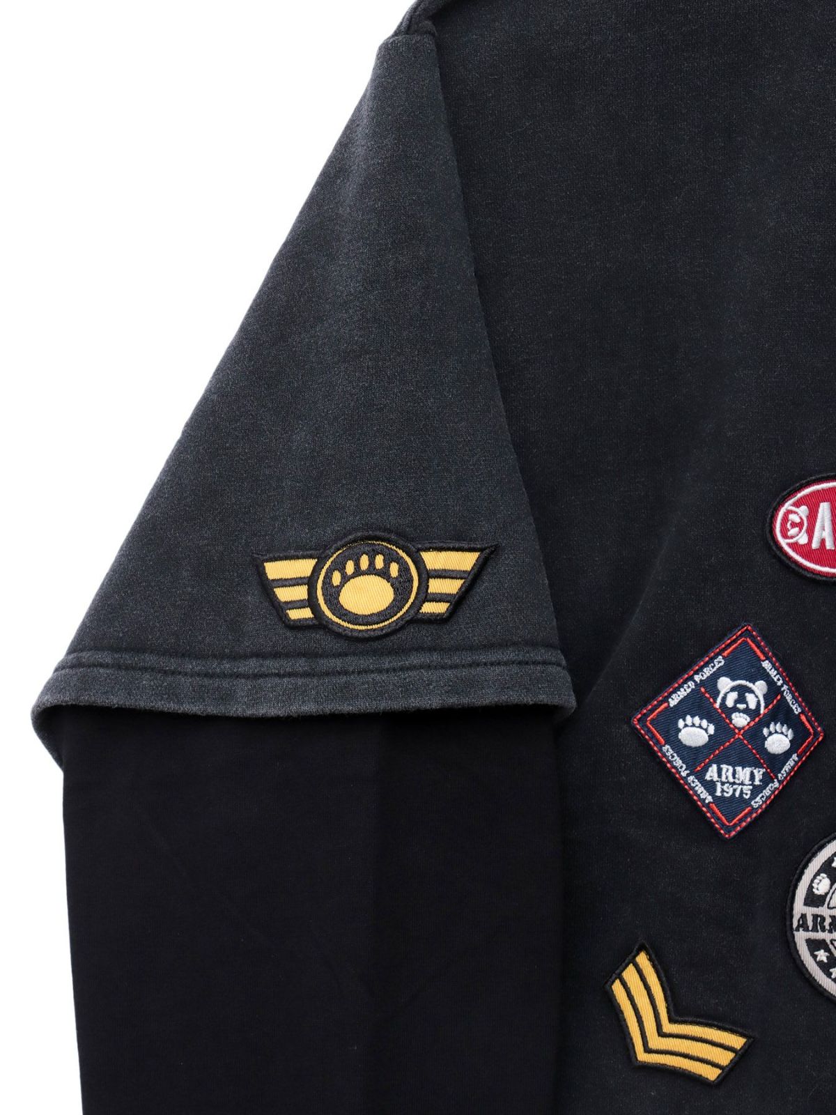 【PANDIESTA JAPAN】サコッシュ付き刺繍入りフェイクレイヤードスウェットトレーナー