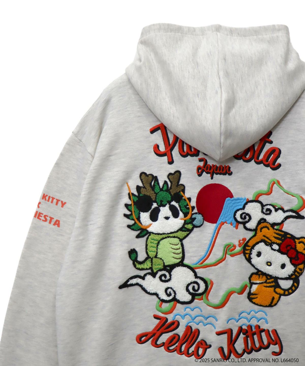 【Hello Kitty×PANDIESTA JAPAN】“なりきり龍虎”刺繍入りZIPパーカー
