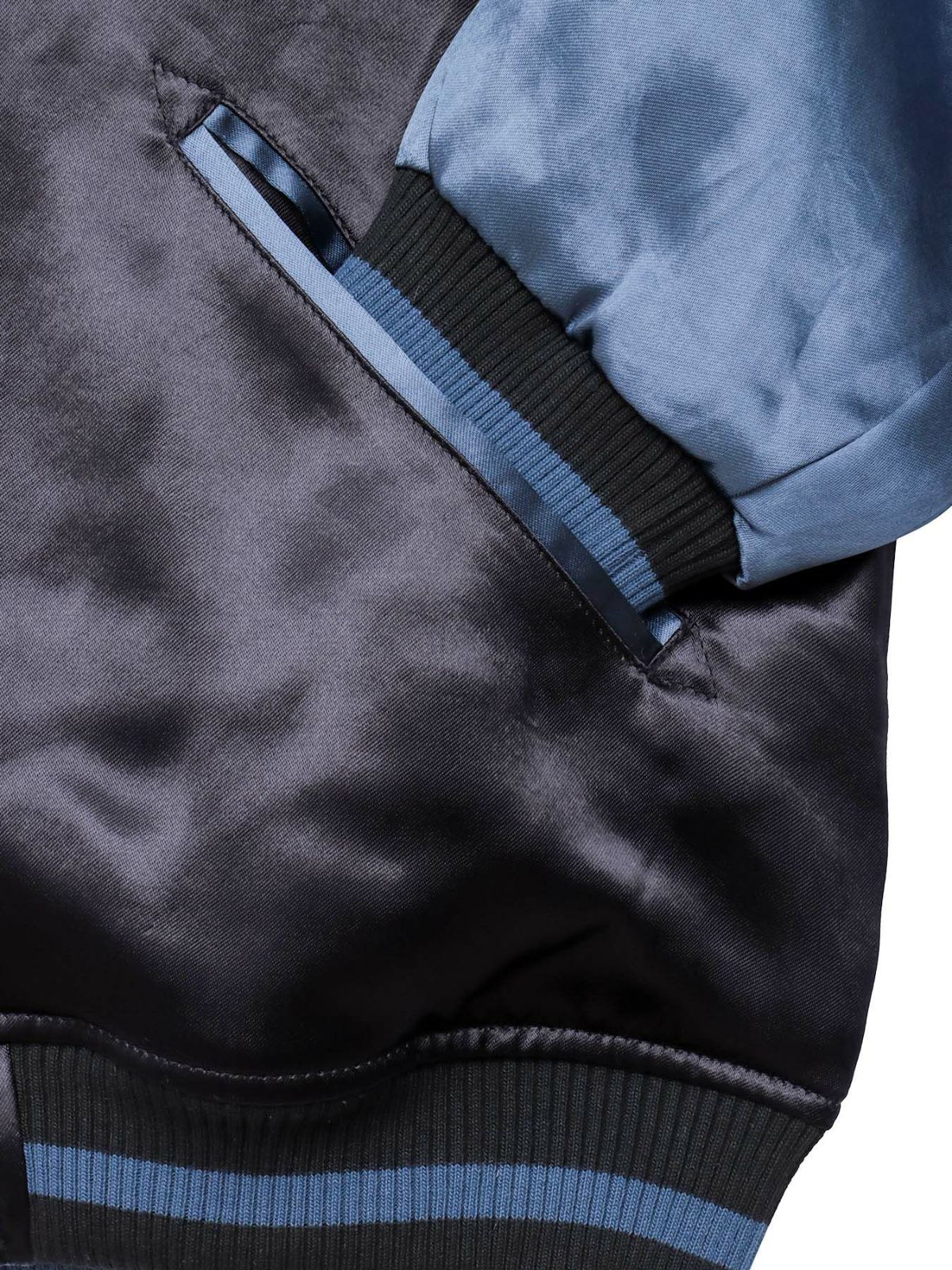 【絡繰魂・粋】“三日月に九尾”総刺リバーシブルスカジャン