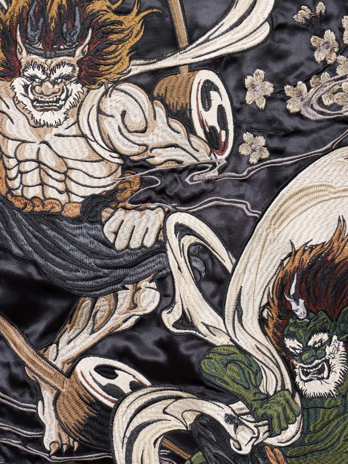 【絡繰魂・粋】“鬼 風神雷神”総刺繍リバーシブルスカジャン