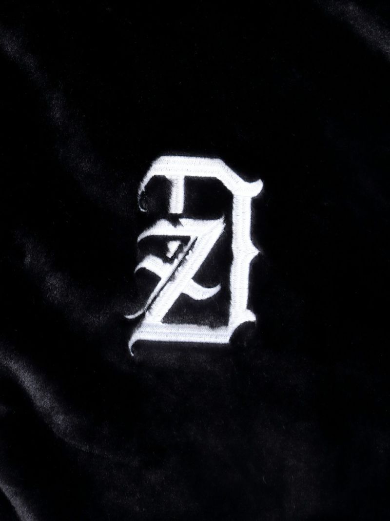 【DAZZLE】刺繍入りロゴファーブルゾン