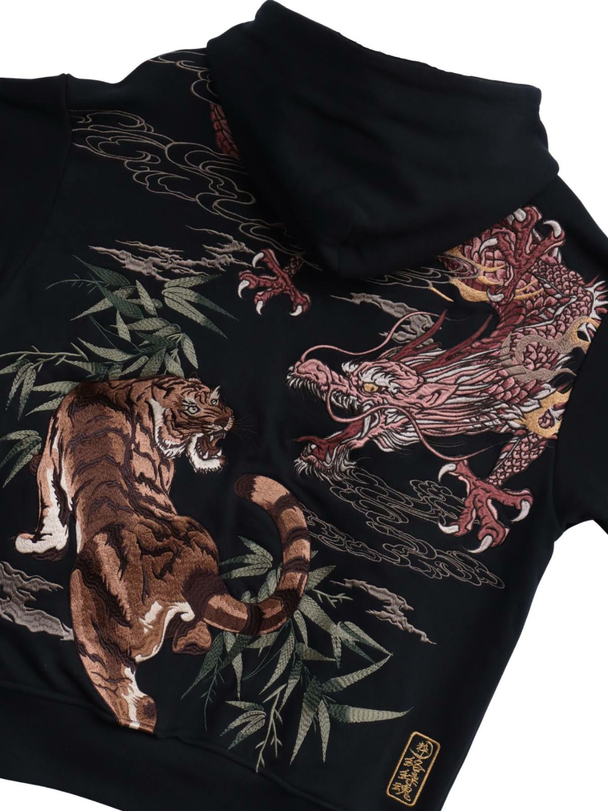 【絡繰魂・粋】“龍虎”総刺繍ZIPパーカー
