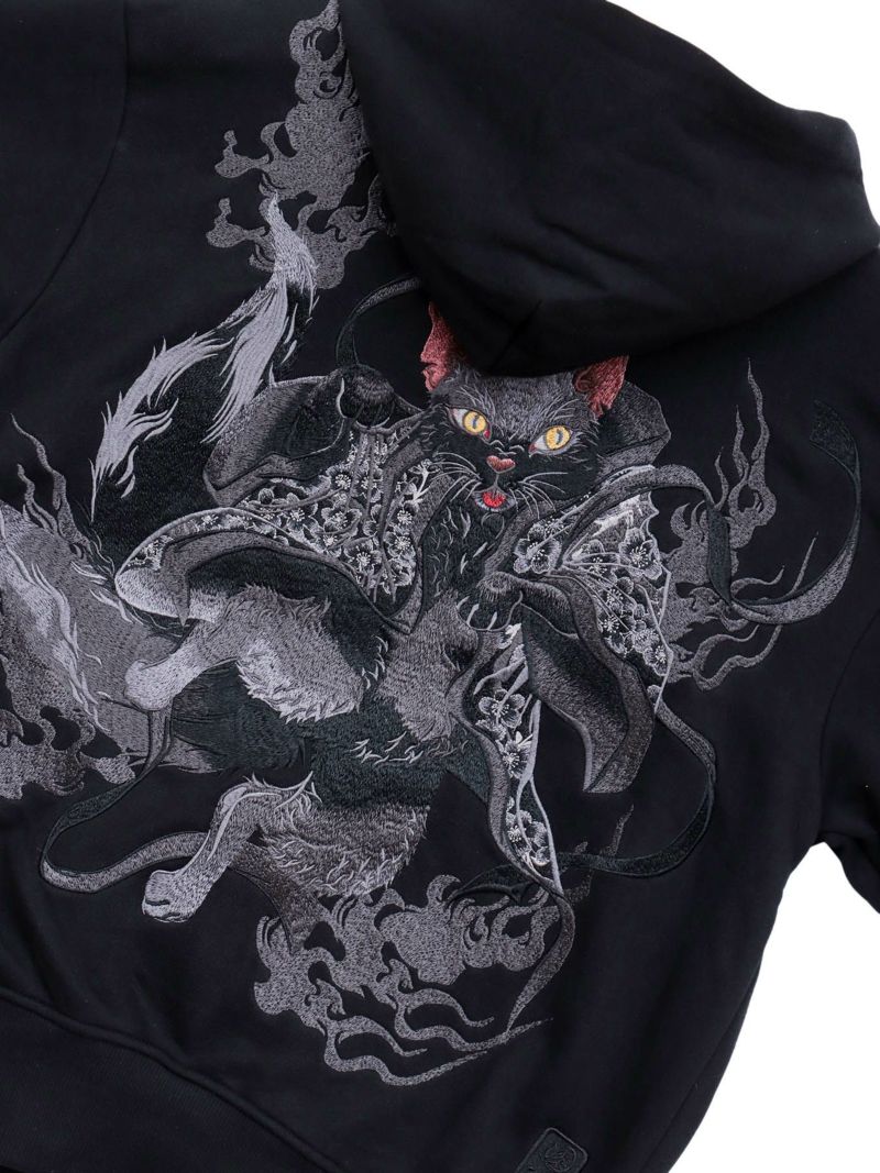 【絡繰魂・漆】“黒 猫又”総刺繍ZIPパーカー