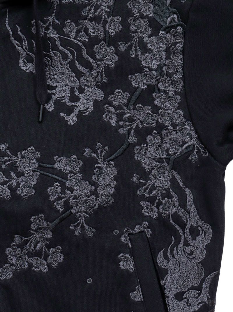 【絡繰魂・漆】“黒 猫又”総刺繍ZIPパーカー