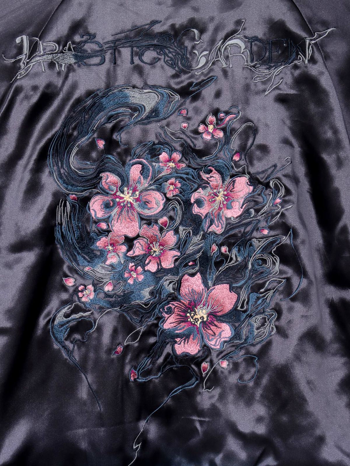 【DRASTIC GARDEN】“煙ノ桜”刺繍入りリバーシブルスカジャン