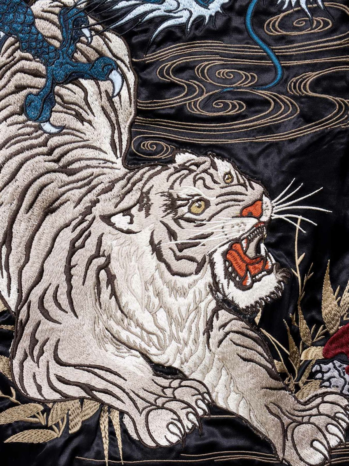 【絡繰魂・頂】“四神と麒麟”総刺リバーシブルスカジャン〔別注〕