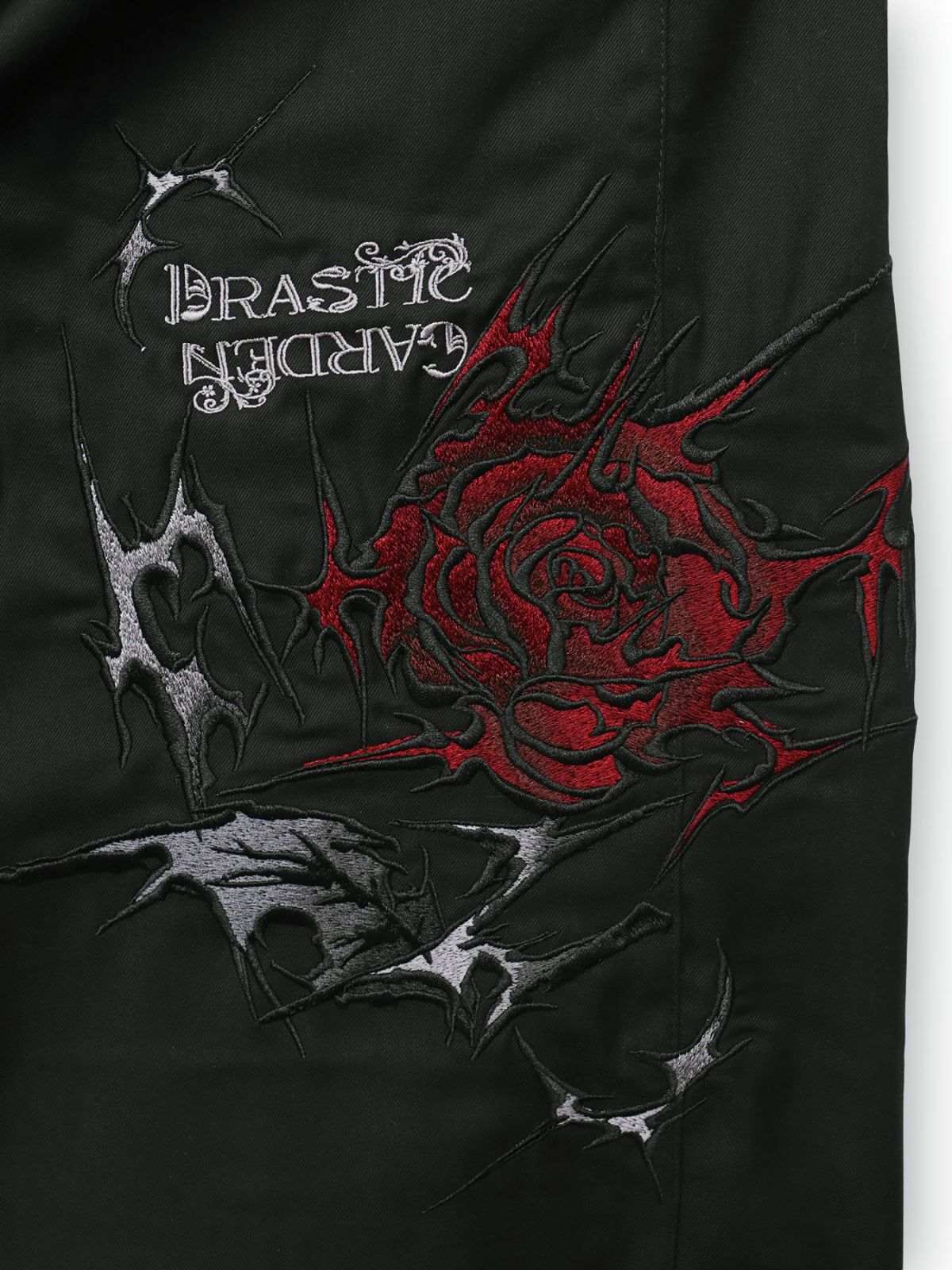 【DRASTIC GARDEN】“稲妻ノ薔薇”総刺繍ワイドパンツ