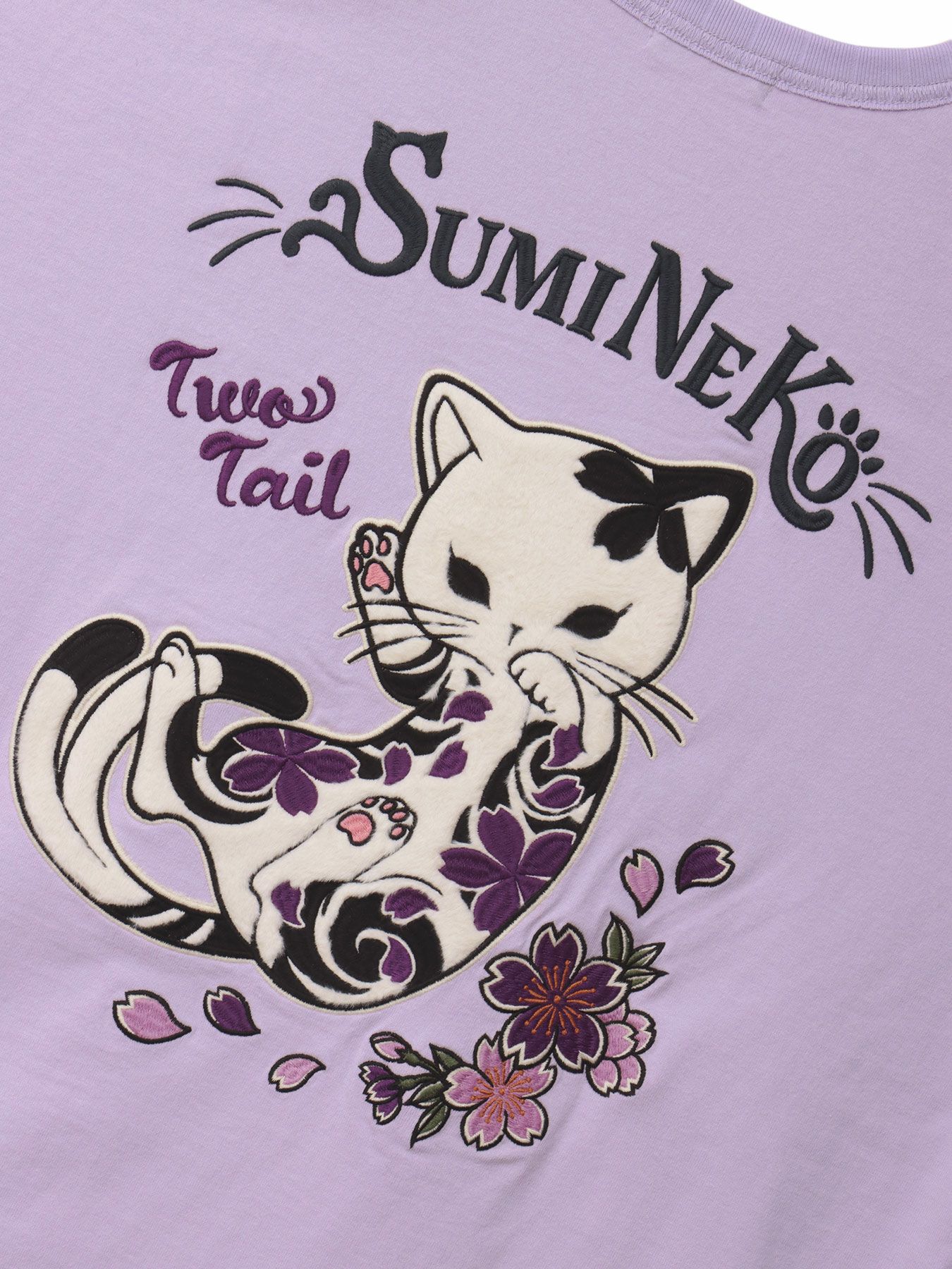  ＜春の予約会＞【SUMINEKO】“桜尽くし墨猫”刺繍入りBIGシルエットTシャツ